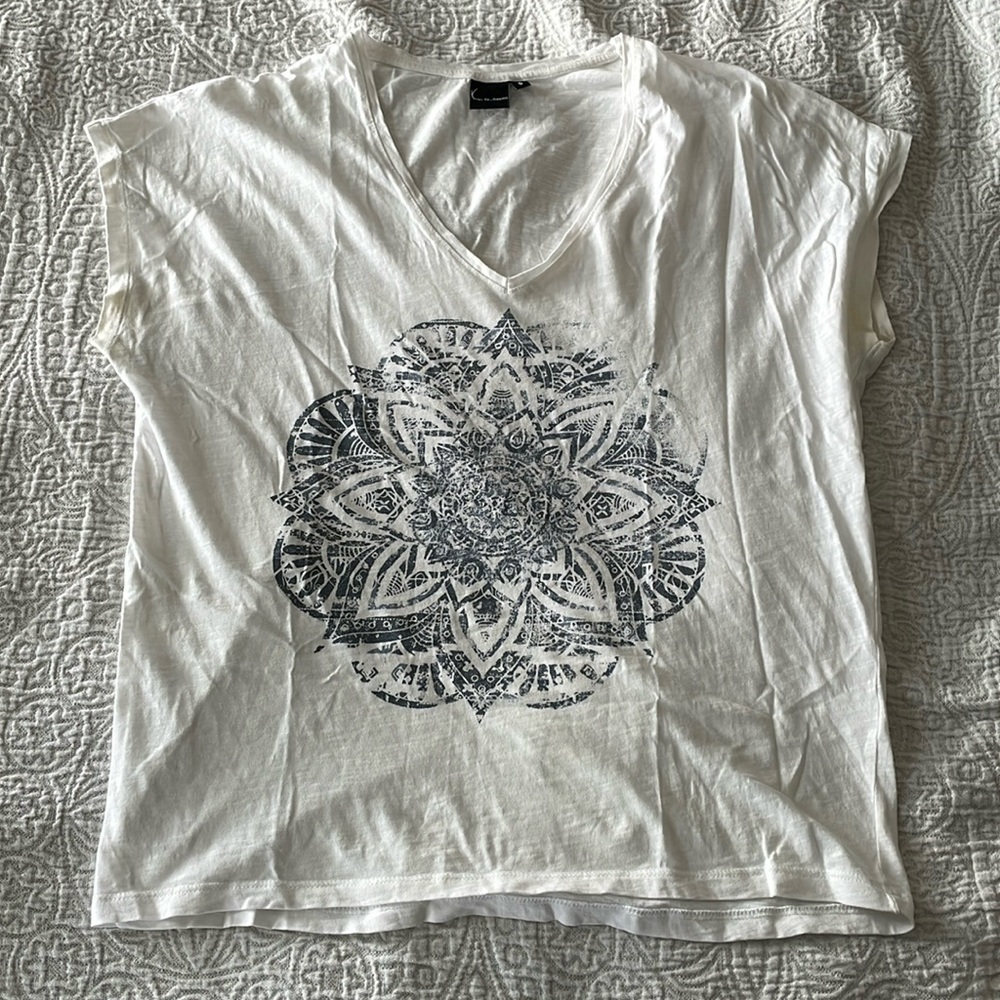 white/blue t-shirt